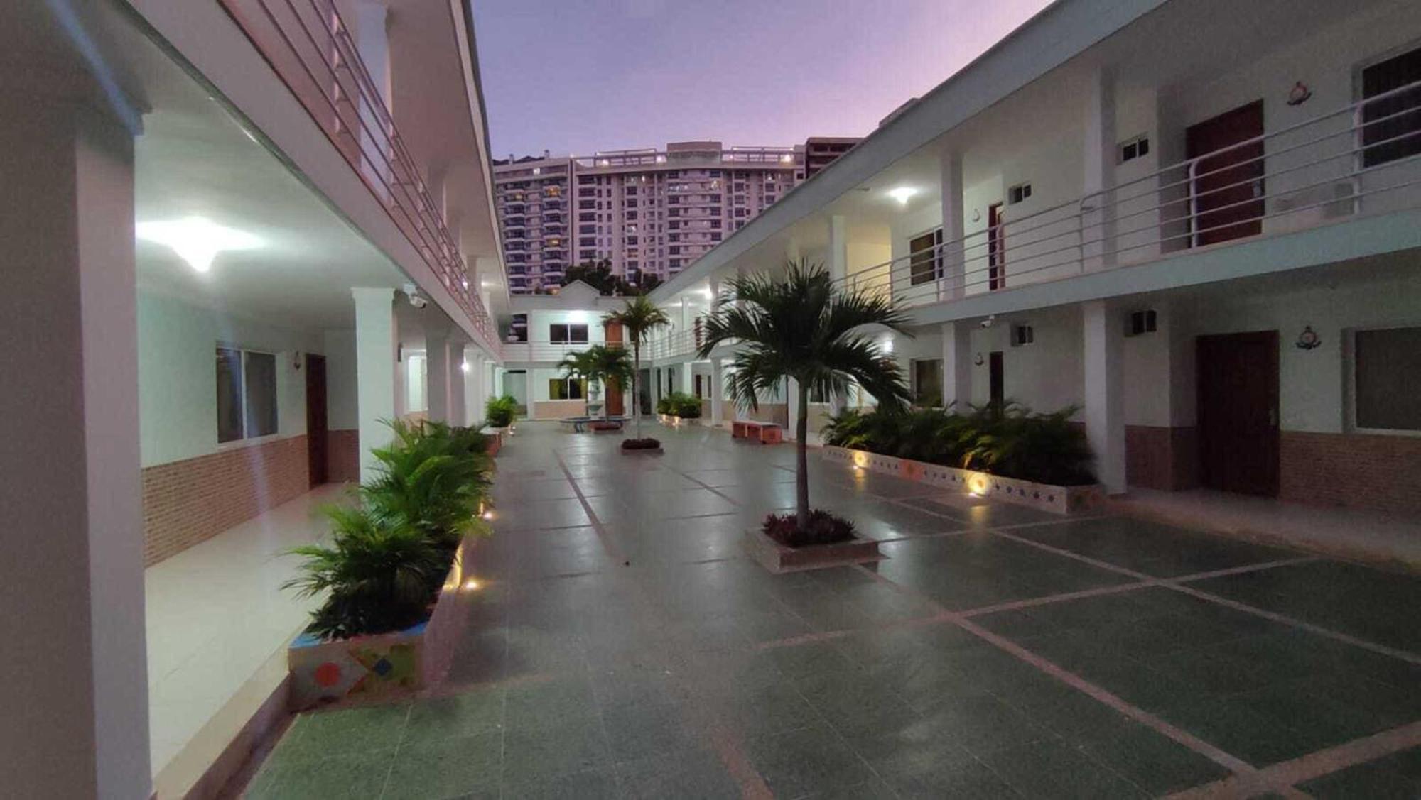 Hotel Fundacooedumag Rodadero Santa Marta  Exterior photo